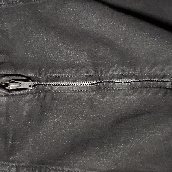 Free People Classic Black Denim Pencil Skirt NWT Size 2 - Picture 4 of 8